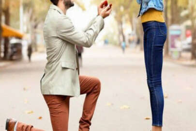 Avukata pırlanta yüzük oyunu! Diz çöküp, kutuyu açınca...