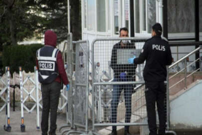 Bursa'da 8 apartmanda karantina son erdi