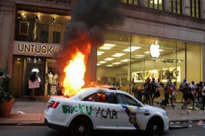 Apple mağazalarını böyle yağmaladılar! Çalınan iPhone'lar kilitlendi