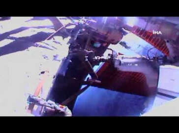 İki astronotun uzay yürüyüşü böyle görüntülendi