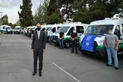 Bursa Büyükşehir Belediyesi acıları hafifletiyor