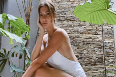 Şeyma Subaşı'dan üstsüz paylaşım!