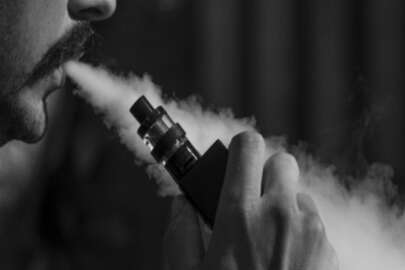 Elektronik sigara kullanan erkekler dikkat! Sperm sayınızı...