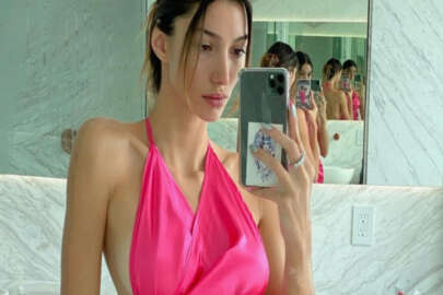 Şevval Şahin'den küvette paylaşım