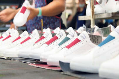 Bir fabrika daha... Dünya moda devi Türkiye'ye geliyor