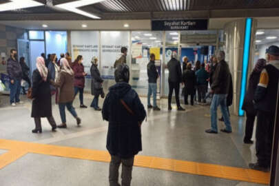 Bursa'da ulaşım kartına HES kodu kuyruğu