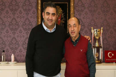 Ankaraspor'un bu sezonki beşinci teknik direktörü Ümit Özat oldu