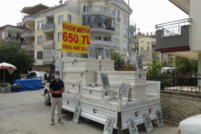 Seyyar mezarcılardan ürküten hizmet! "Mezarcı geldi hanım"