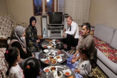 Erdoğan yer sofrasında iftar açtı