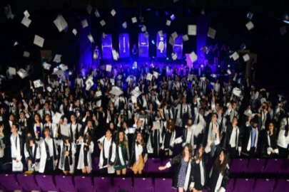 Şahinkaya'da coşkulu mezuniyet