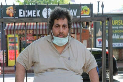 Obez olduğu için evden kovulan adam yetkililerden yardım istedi!