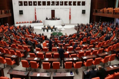 Meclis 'torba teklif' mesaisinin ardından tatile giriyor