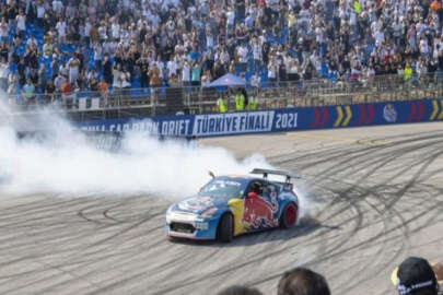 Bursa'da nefes kesen drift şov