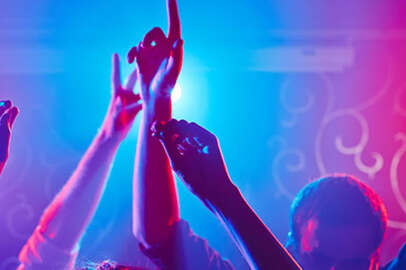 Saat 24.00'ten sonra canlı müzik yasaklandı!