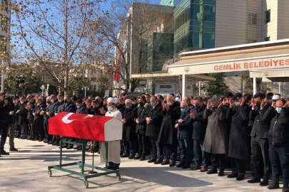 Bursa Emniyet Müdür Yardımcısı Engin Akpınar son yolculuğuna uğurlandı