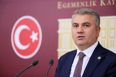 AK Parti milletvekili Mustafa Canbey trafik kazası geçirdi