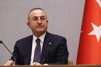 Bakan Çavuşoğlu Ukrayna'dan yurda getirilen Türk vatandaşlarının bilançosunu açıkladı