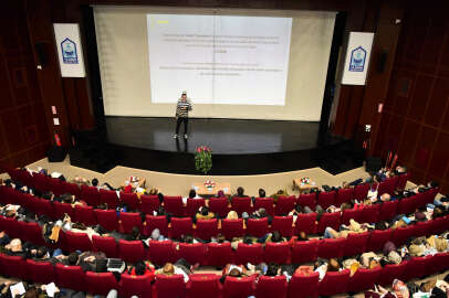 Bursa Yıldırım'da Dijital Pazarlama Akademisi'ne yoğun ilgi