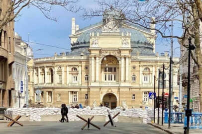Odessa saldırılara direniyor: 81 yıl önceki görüntüler yine yaşanıyor
