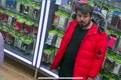 'Kırmızı montlu dolandırıcı'