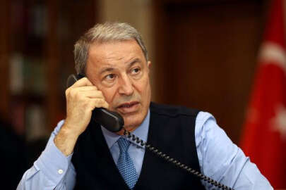 Bakan Akar, Ukrayna Savunma Bakanı Reznikov ile görüştü