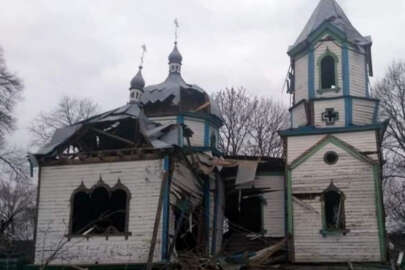 150 yıllık tarihi kilise saldırılarda tahrip oldu
