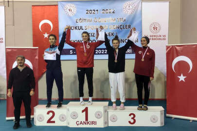 Bursa Osmangazili sporcular yüzleri güldürdü