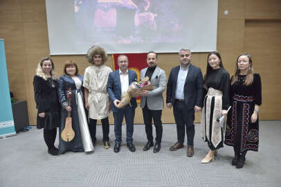 Bursa Yıldırım’da ‘Türk Dünyası Kırgız Kültür Gecesi’ 