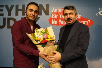 Bursa Yıldırım Belediyesi, Beyhan Budak ile Yıldırımlıları buluşturdu.