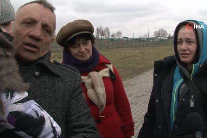 Türk baba savaş nedeniyle ayrı düştüğü ailesine kavuştu