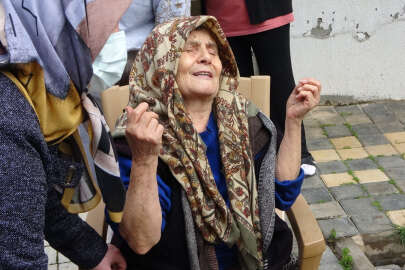 Yaşlı kadının birikimi yangında kül oldu! Komşuları güçlükle sakinleştirdi... 