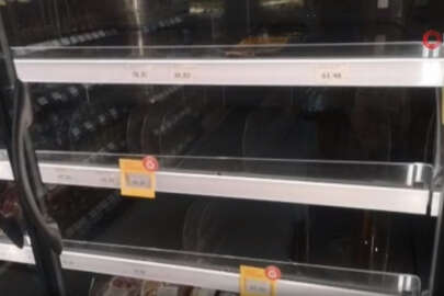 Ukrayna'da temel gıda ürünlerinin satışı sınırlandı