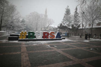 Yeşil Bursa karla kaplandı... Kartpostallık görüntüler ortaya çıktı