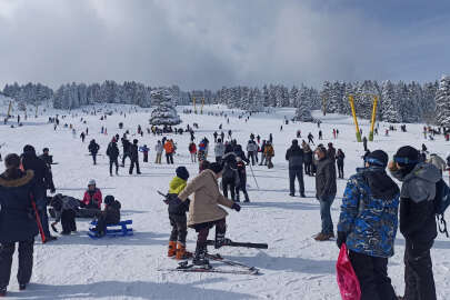 Uludağ'da kar kalınlığı 2 metreye yaklaştı