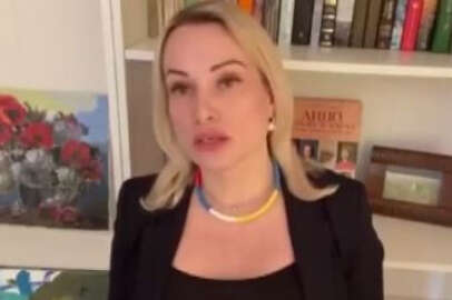 Savaş karşıtı pankart açmıştı: O editör gözaltına alındı