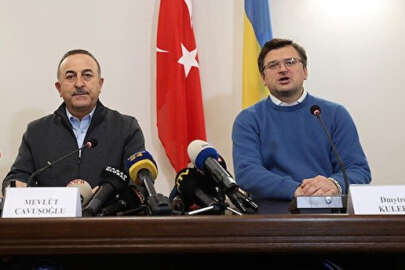 Bakan Çavuşoğlu Lavrov'dan sonra Kuleba ile bir araya geldi