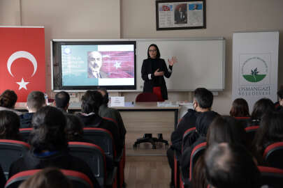 Bursa Osmangazi Belediyesi'nden ‘Yüreklerde Akif Dillerde Hürriyet’ söyleşisi