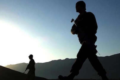 “İki terör örgütü mensubu ikna yoluyla teslim oldu”