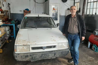 Bursa'da araba hırsızları çamura saplandı