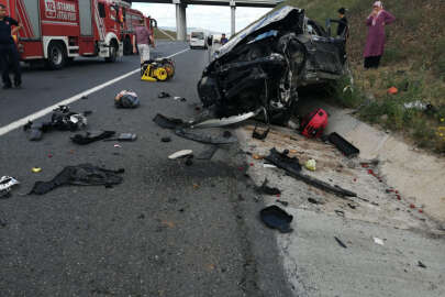 Bayram ziyaretinden dönen ailenin otomobili takla attı!