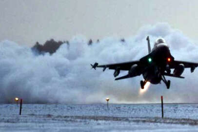 MSB duyurdu: Yunan uçaklarından Türk F-16'lara taciz