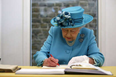 Kraliçe II. Elizabeth'in mektubu 2085'e kadar açılmayacak!