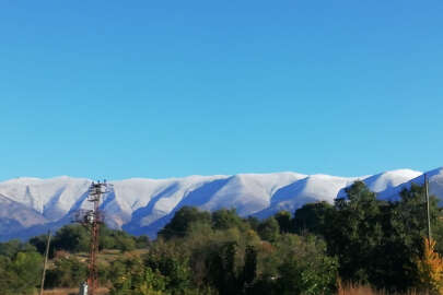 Bursa'da Uludağ'ın zirvesi beyaza büründü