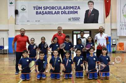 Bursa Osmangazi’de geleceğin badmintoncuları yetişiyor