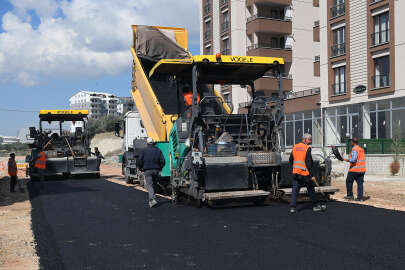 Bursa Demirtaş’ta imar yolları sıcak asfaltla kaplandı