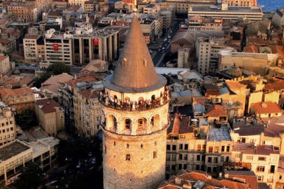 Galata Kulesi'nde intihar şoku!