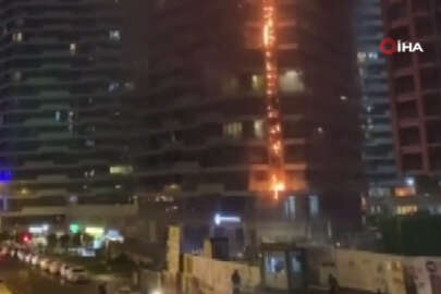 Kadıköy’de 24 katlı rezidansta yangın