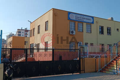 Okulda dehşet: Mersin'de kız öğrenci bıçaklanarak öldürüldü