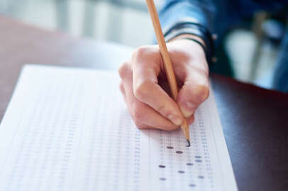 AÖL'de toplu kopya: Sınav iptal mi edildi?