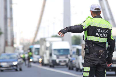 İşte 2023'ün trafik cezaları: Hız sınırı, kırmızı ışık, kemer!..